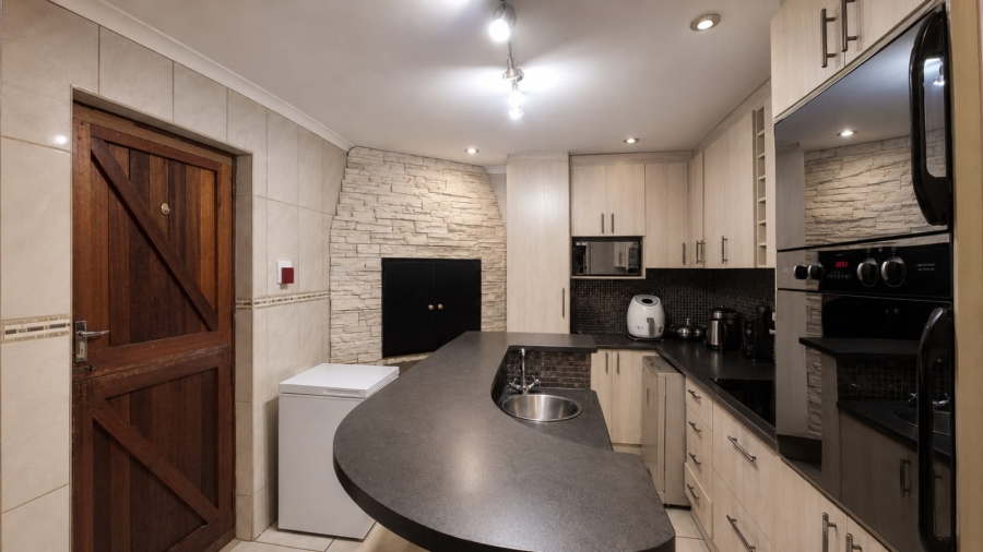4 Bedroom Property for Sale in Worcester Western Cape